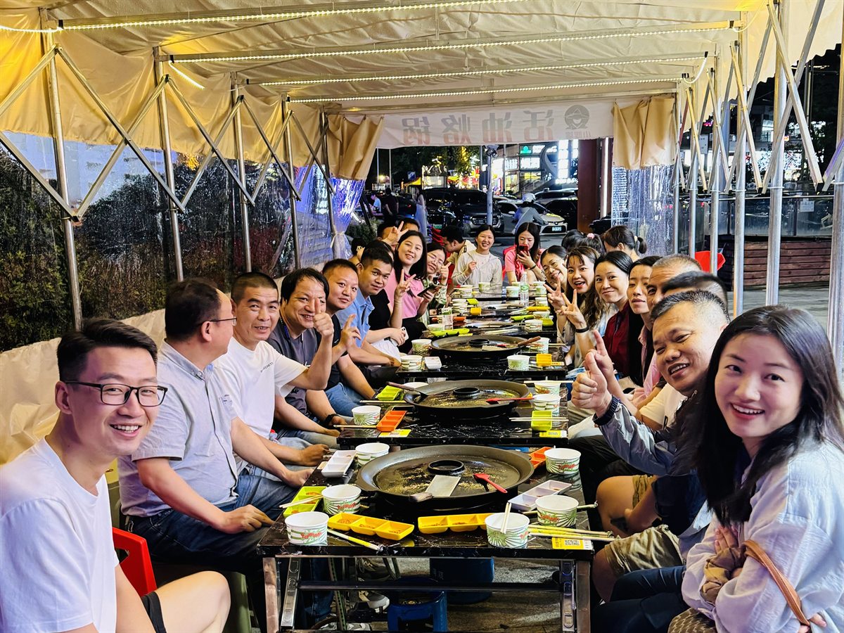 Sipolar team activity photo 10